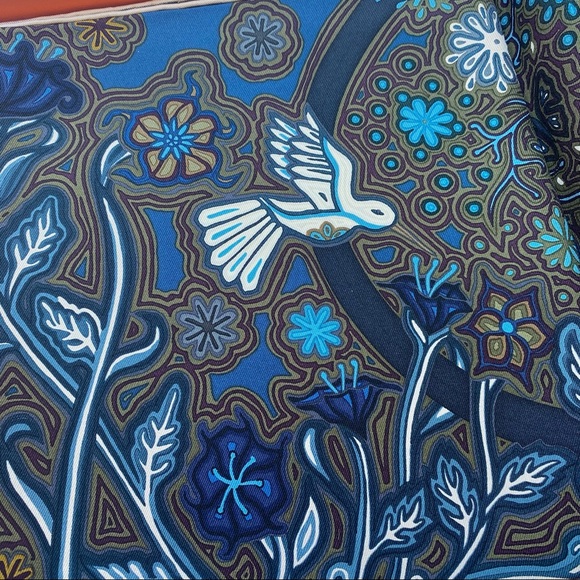 SOLD HERMÈS silk twill L’arbre Du Vent scarf - Picture 7 of 14